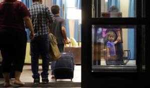 EEUU: Familias migrantes separadas rechazan más evaluaciones