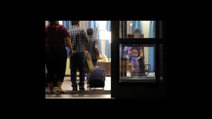 EEUU: Familias migrantes separadas rechazan más evaluaciones EEUU: Familias migrantes separadas rechazan más evaluaciones