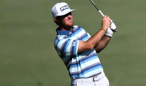 Chileno Milito Pereira tira 63 para liderar en Las Vegas, en golf el Abierto Shriners