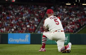 Albert Pujols Picks Up Edwin Encarnacion In Rolls Royce Ghost --  iFolloSports.com 