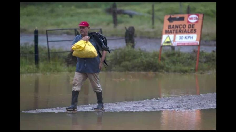 La tormenta tropical Julia está muy cerca de alcanzar el Pacífico