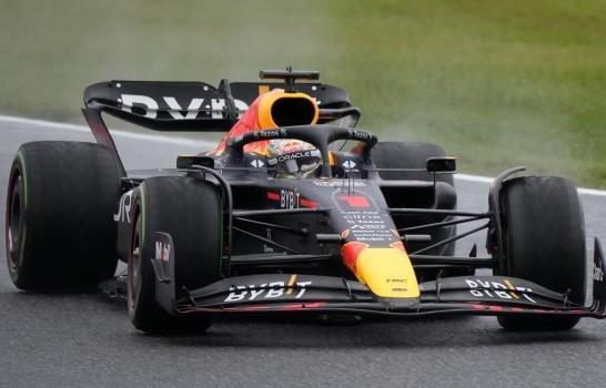 Verstappen gana en Japón y logra su segundo título de Fórmula Uno
