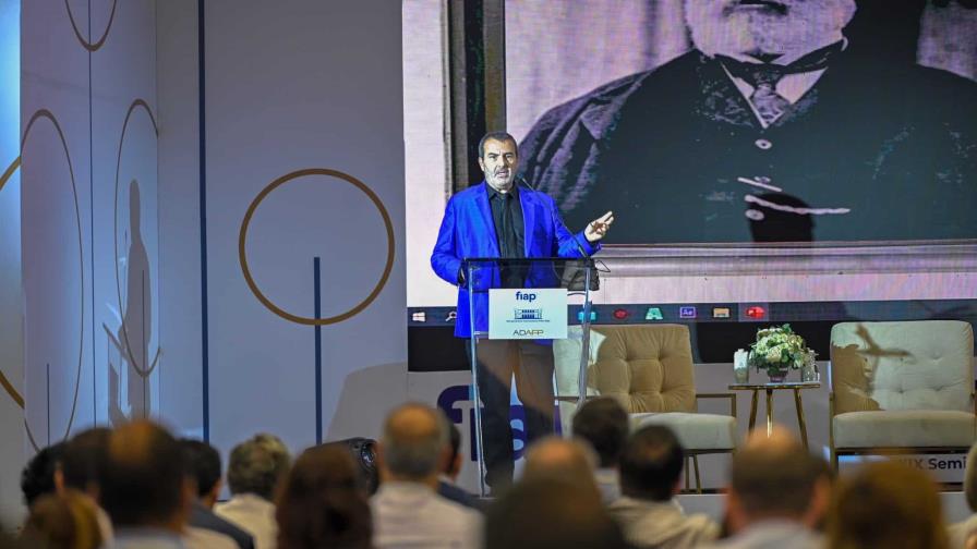 Economista considera necesario seguir ajustando tipos de interés mientras exista presión Economista considera necesario seguir ajustando tipos de interés mientras exista presión