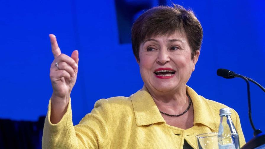 Directora del FMI advierte de que ha subido el riesgo de una recesión mundial