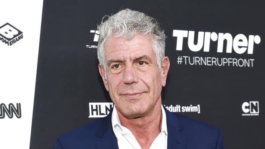 Biografía del chef Anthony Bourdain muestra su caída en espiral Biografía del chef Anthony Bourdain muestra su caída en espiral