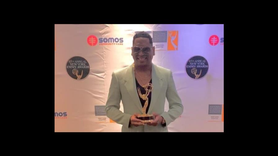 Merenguero Kalimete gana premio Emmy por campaña “Dominicano de pura cepa”