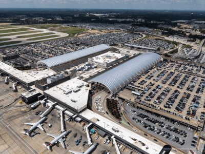 Arrestan hombre que amenazó con disparar en el Aeropuerto de Atlanta