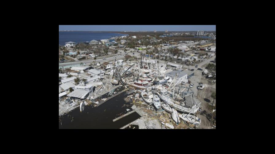 Florida busca recuperarse de los azotes del huracán Ian