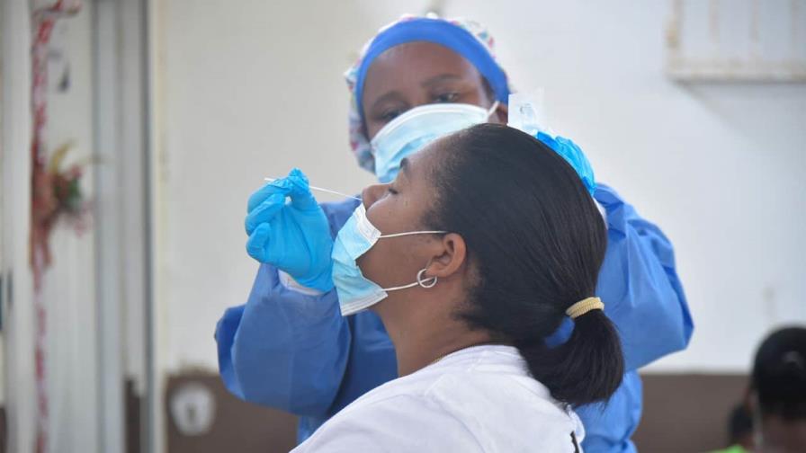 El Gran Santo Domingo y Santiago concentran el 96 % de los nuevos casos de Covid