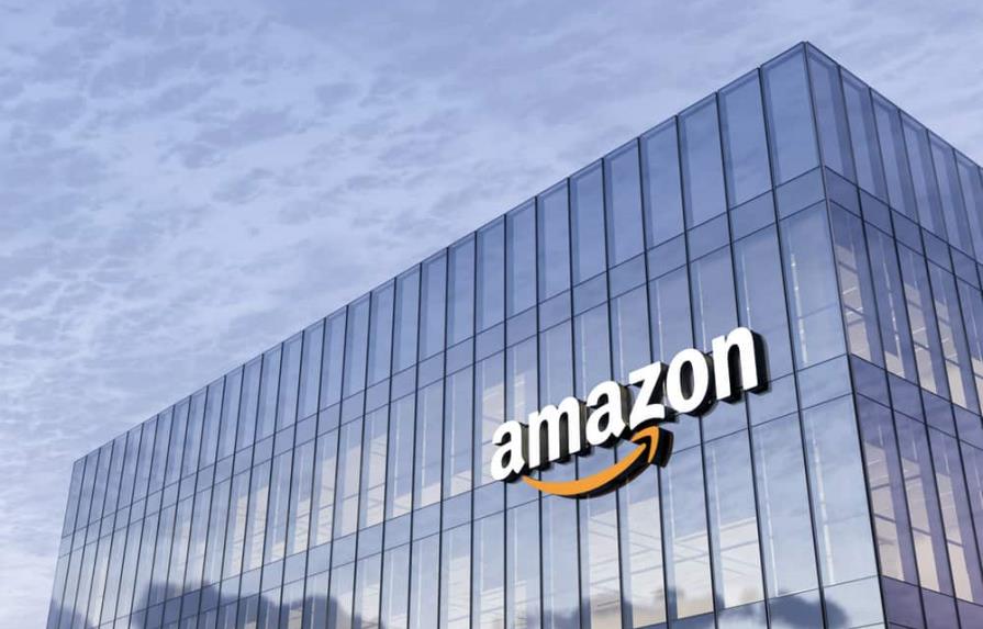Amazon pierde 3,000 millones de dólares hasta septiembre por la caída en bolsa de Rivian