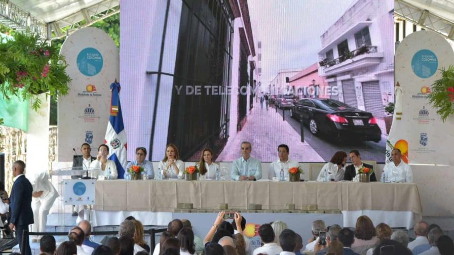 Presidente Abinader comienza la rehabilitación de 11 calles de la Ciudad Colonial