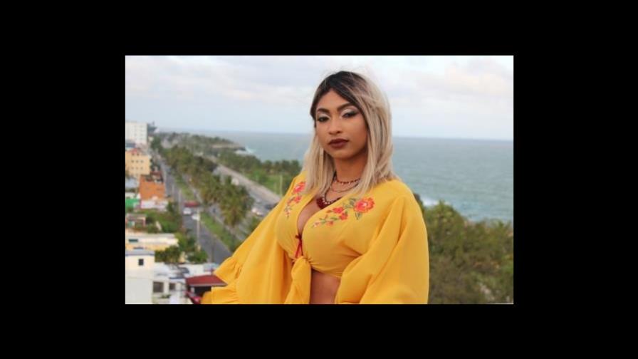 Cantante urbana Aliany García denuncia fue asaltada en cajero de centro comercial en Boca Chica Cantante urbana Aliany García denuncia fue asaltada en cajero de centro comercial en Boca Chica