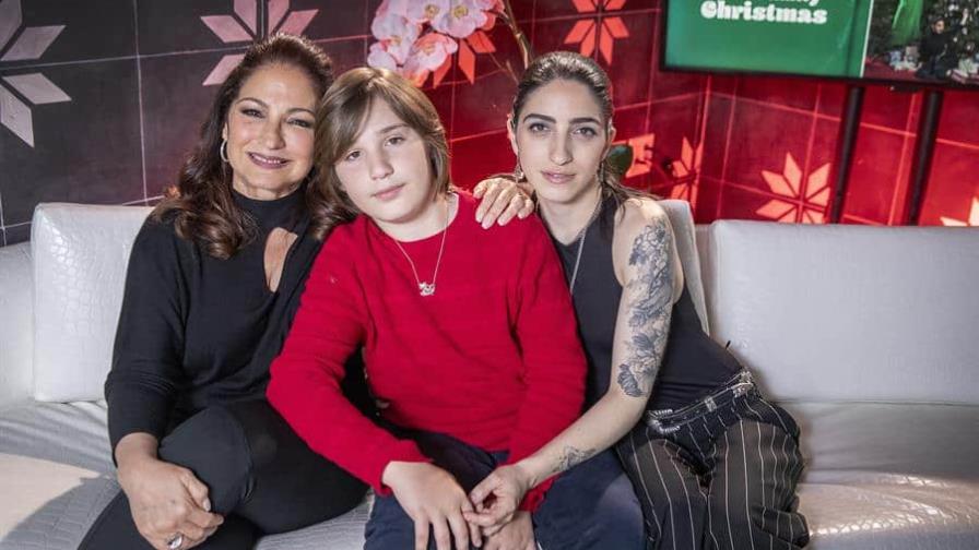 Tres generaciones de Estefan se unen para un álbum navideño