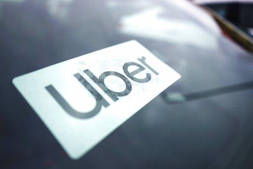 EE.UU alerta por “violentas” disputas entre taxistas y servicio de Uber al sur de México