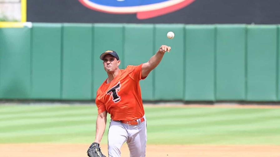 Valdés: Me quedan como diez años en pelota