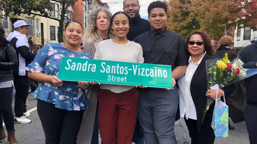 Una calle de NY lleva el nombre de la dominicana Sandra Santos; destacada maestra en EEUU
