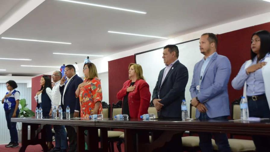 ONE forma comisión censal municipal de Santiago de los Caballeros