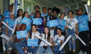 Cerca de diez mil estudiantes regresan al país del intercambio cultural en EEUU 