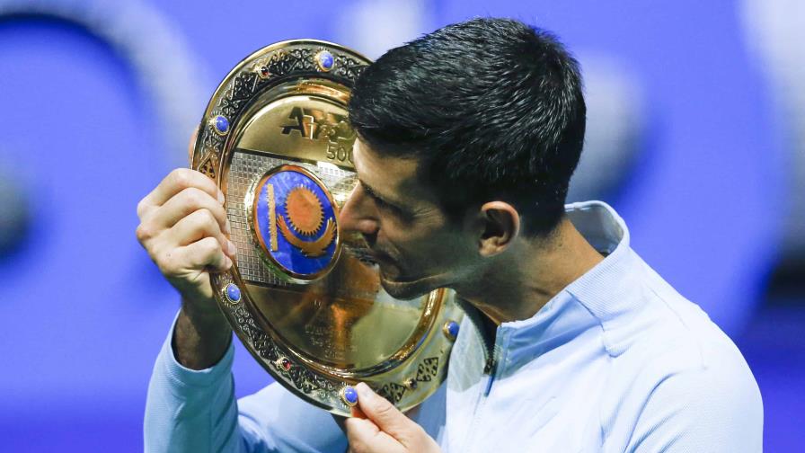 Djokovic debe resolver su estatus con el gobierno de Australia