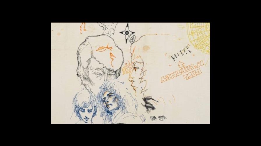 Recuperan un mantel con garabatos de los Beatles 55 años después de ser robado Recuperan un mantel con garabatos de los Beatles 55 años después de ser robado