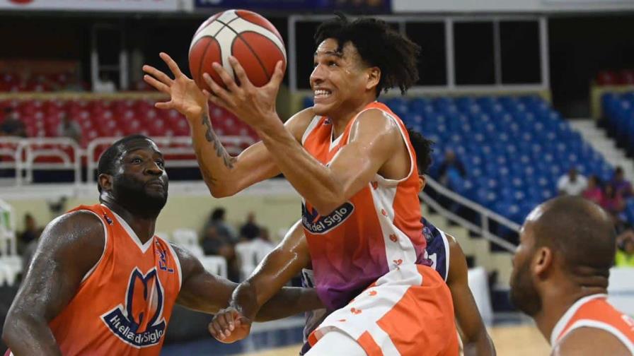 Huellas del Siglo vence a El Millón en la continuación del TBS Distrito Huellas del Siglo vence a El Millón en la continuación del TBS Distrito