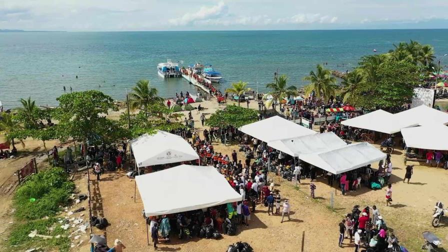 Unos 10 mil migrantes rumbo a EEUU están bloqueados en puerto de Colombia