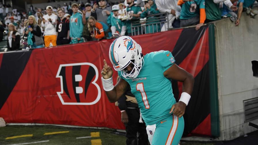 Tua Tagovailoa en ruta de regreso a los Dolphins de Miami