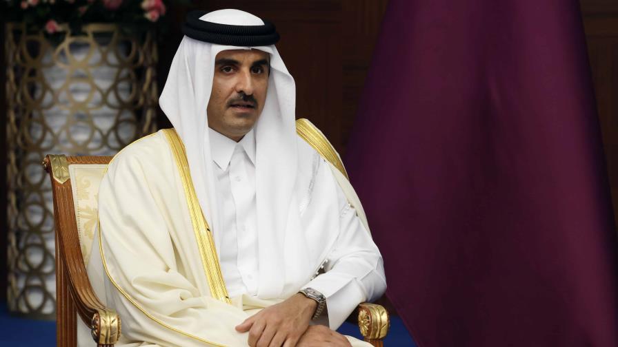 Emir de Qatar agradece apoyo de Rusia para organizar Mundial