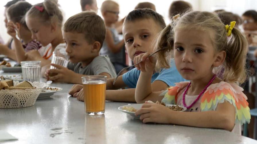 Rusia se apropia de niños ucranianos huérfanos Rusia se apropia de niños ucranianos huérfanos