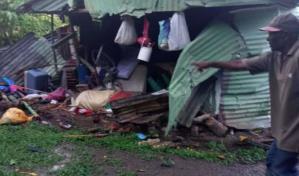 Muere niña de dos años y su madre está grave luego que yipeta destruyera vivienda en Hato Mayor