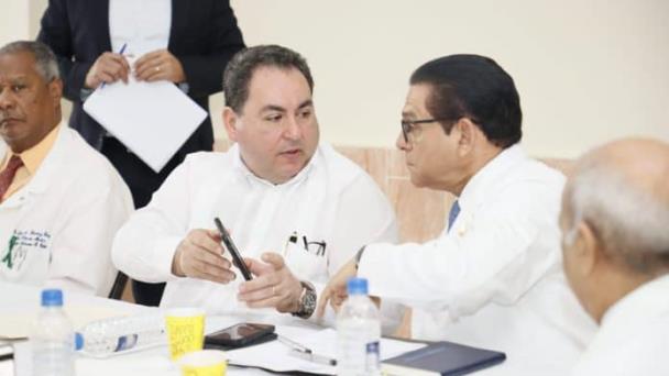 Salud Pública y SNS acuerdan implementar mejoras en el Hospital Salvador B. Gautier