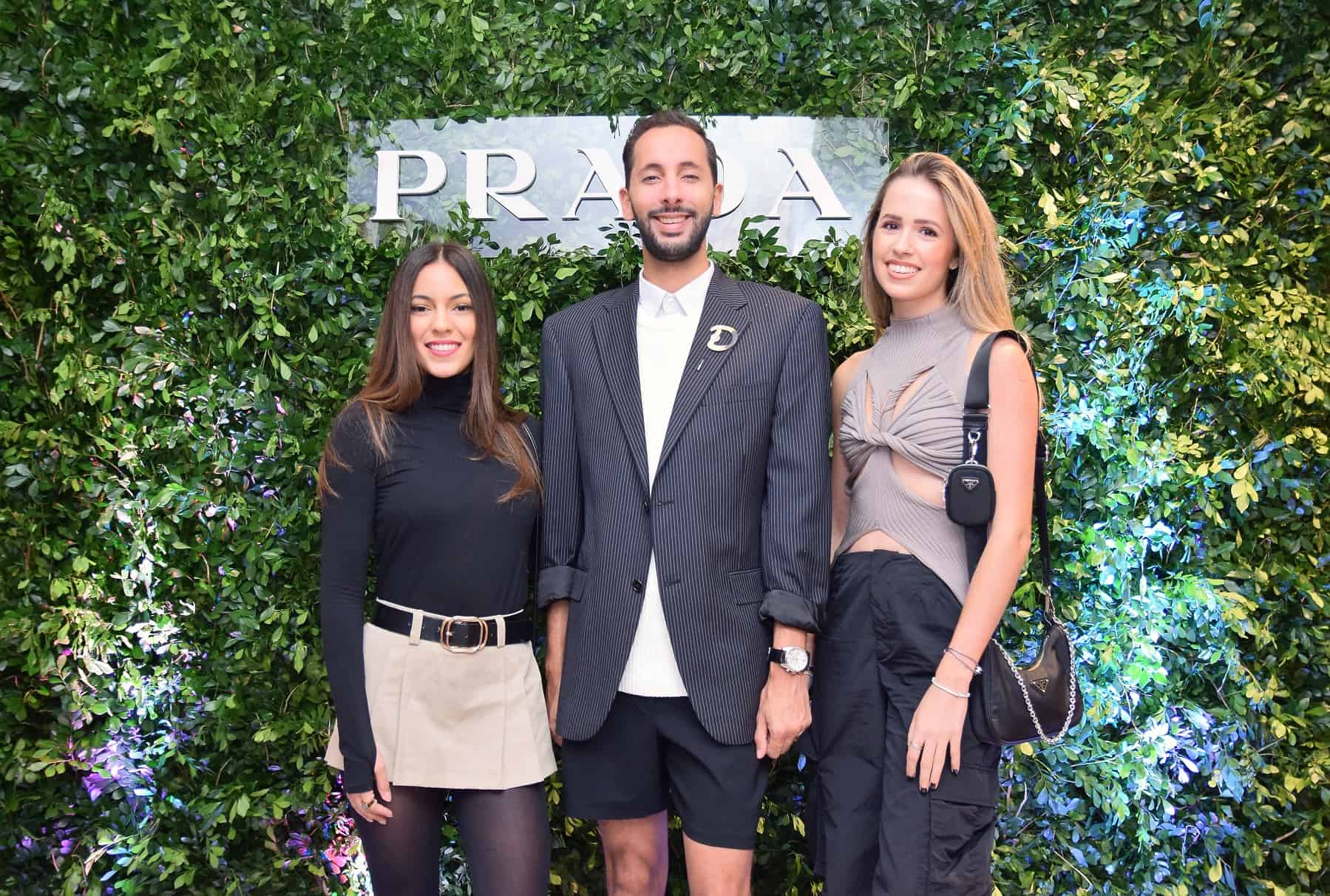 Camila Santana, Miguel Asjana y Danielle Von Barkhausen.