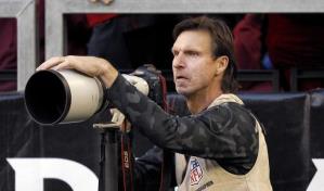 Randy Johnson: de inmortal en MLB a fotógrafo de la NFL