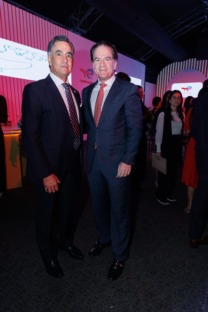 Carlos José Martí y Manuel Corripio.