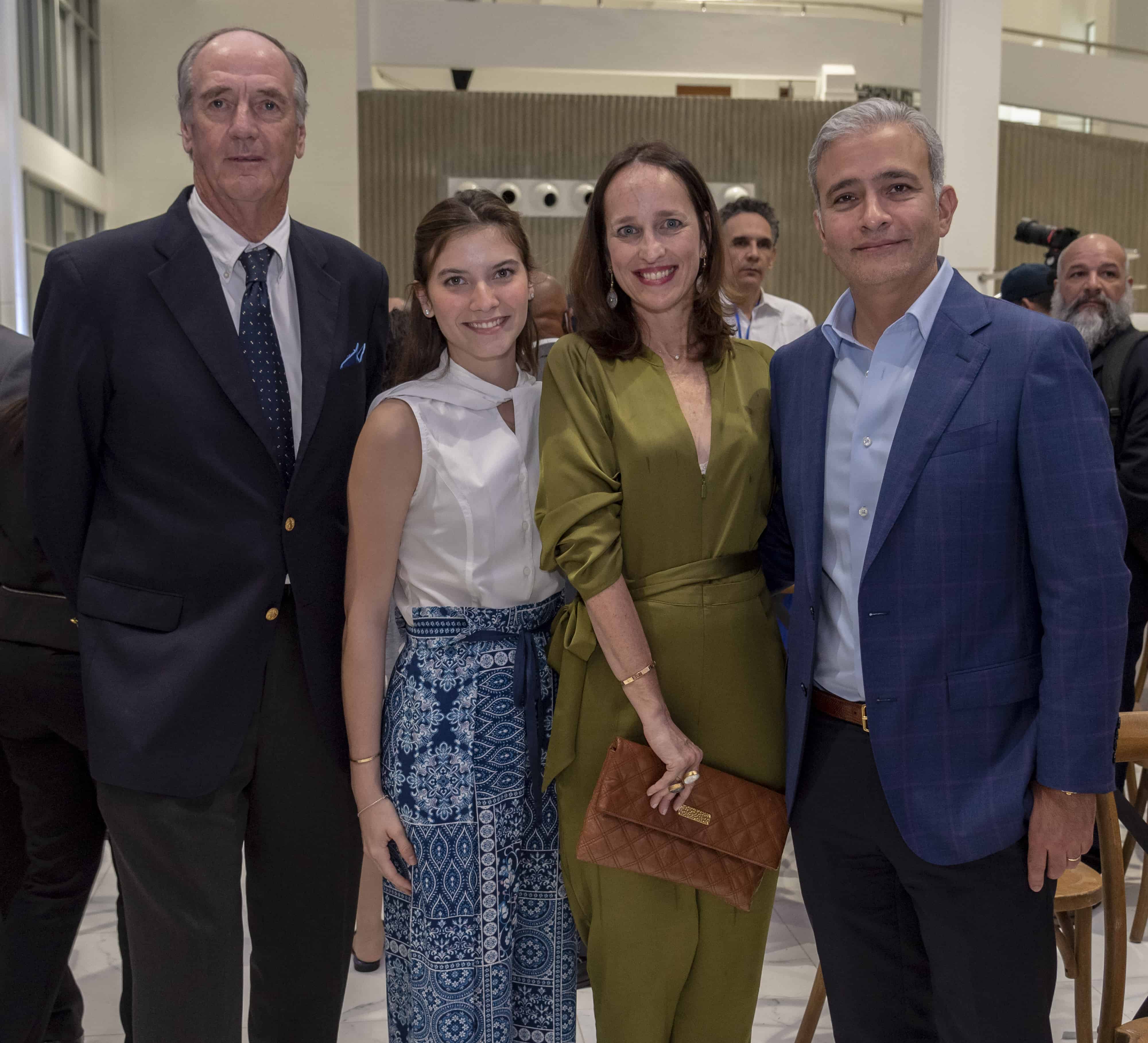 Kevin Egan, Isabel Garrigó Mejía, Georgia Reid De Piantini y Roberto Piantini.