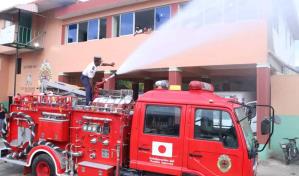 Gobierno de Japón dona camión a bomberos de San Luis