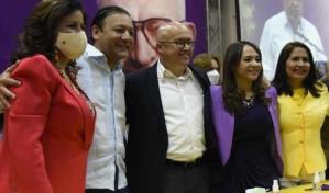 El PLD terminó este viernes la distribución de materiales para consulta del domingo