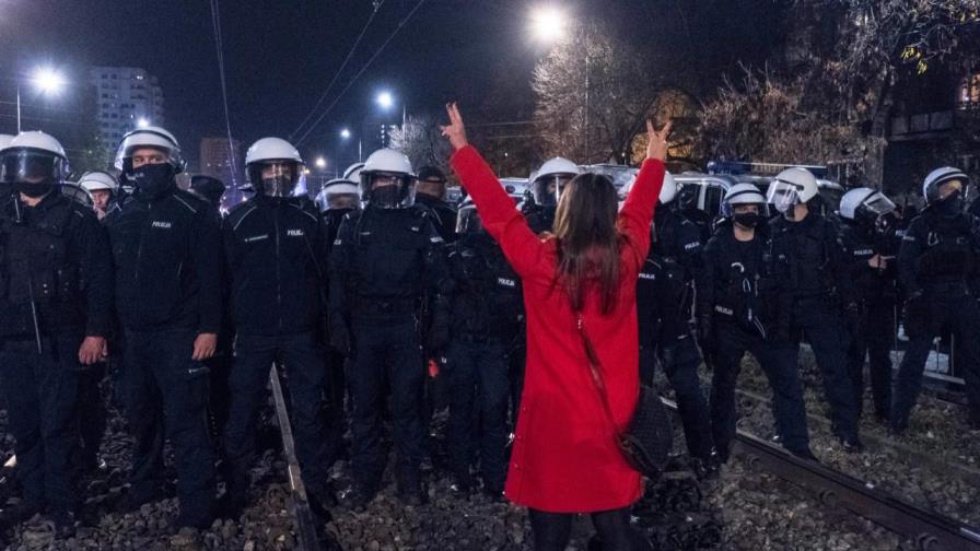 Activistas polacas por el derecho al aborto denuncian persecución judicial Activistas polacas por el derecho al aborto denuncian persecución judicial