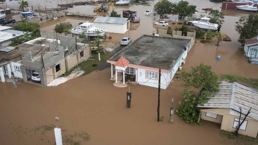 Puerto Rico estima en 10,000 millones de dólares los daños causados por huracán Fiona