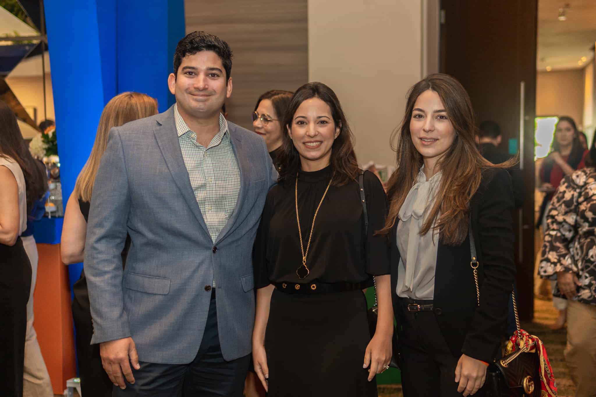 Horacio Read, Sonia Read y Farah Read.