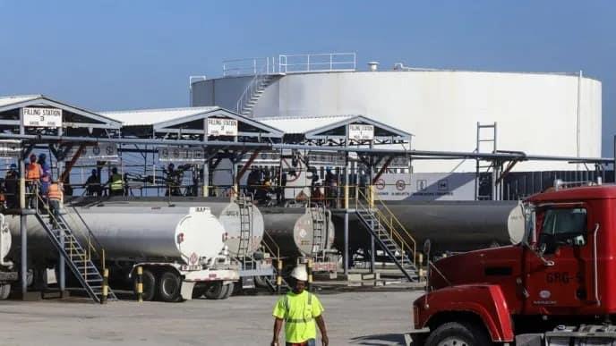 Roban unos 28,000 galones de combustible a principal terminal petrolera de Puerto Príncipe