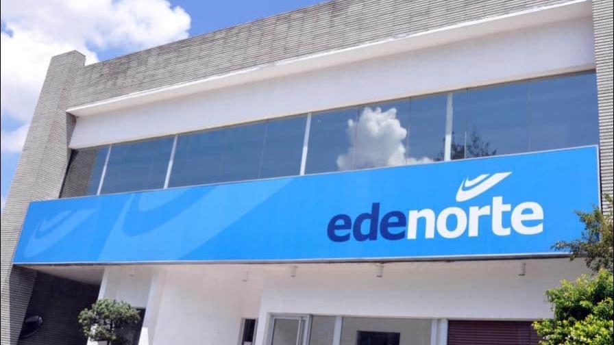 Edenorte hace inspección en casa de mujer que se quejó en video por aumento en factura Edenorte hace inspección en casa de mujer que se quejó en video por aumento en factura