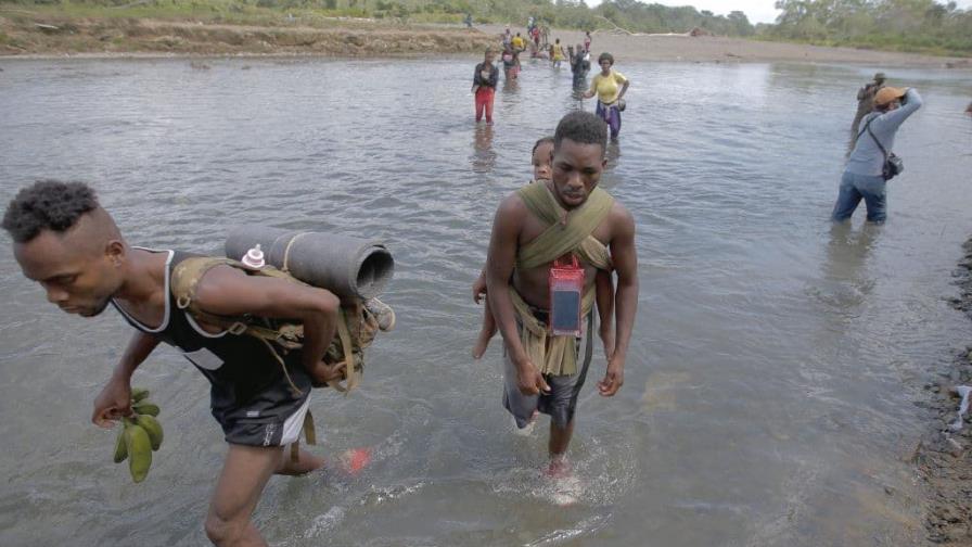 Panamá pide ayuda para gestionar la ola de migrantes en tránsito hacia EE.UU.