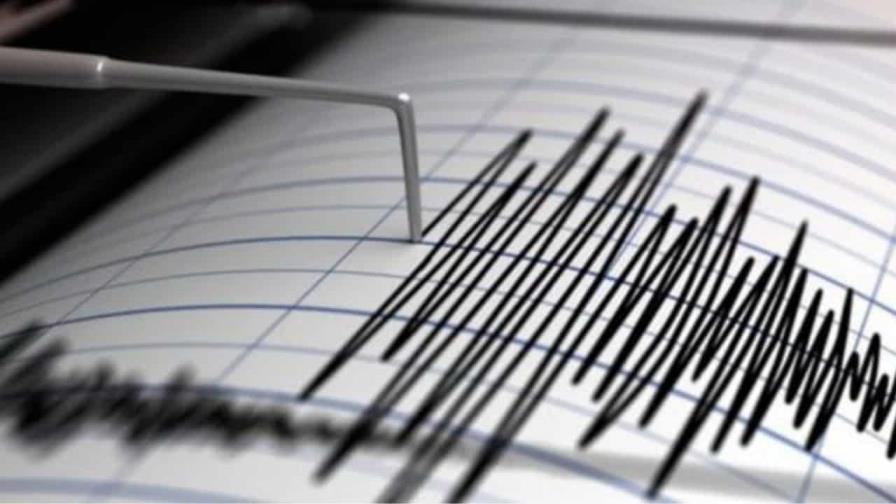 Un terremoto de magnitud 6,1 causa daños leves en edificios al este de Indonesia