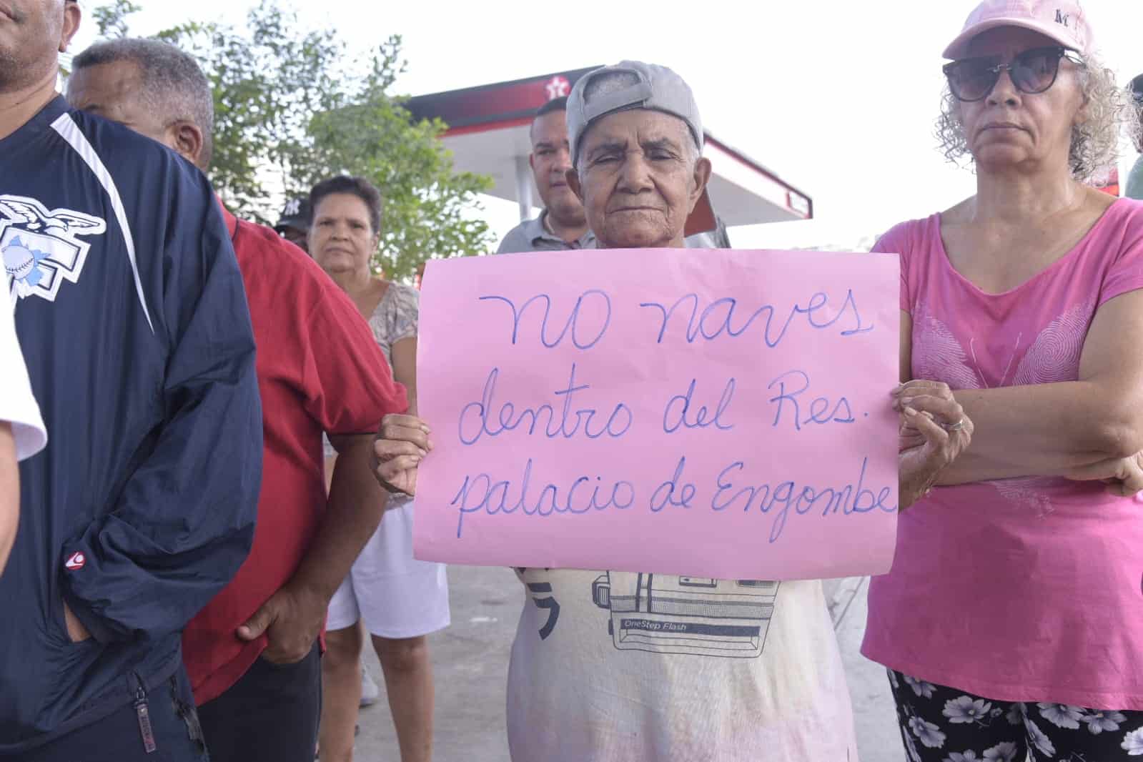 La señora Cristina dice estar cansada de la situación y entienden que están feos para la foto y estrujados para el video. 