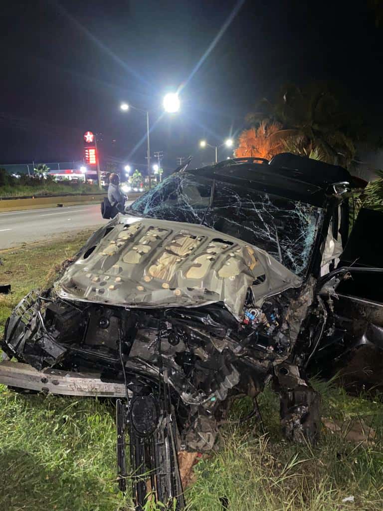 Alex Matos y mánager de Romeo Santos sufren accidente de tránsito