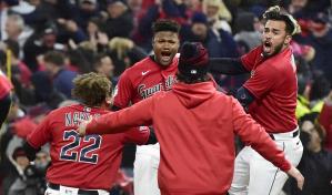 VIDEO | Con hit de dominicano González, Guardianes vencen a Yanquis