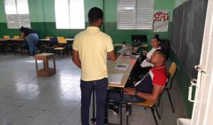 Jóvenes de 17 años en adelante pueden votar en la consulta del PLD