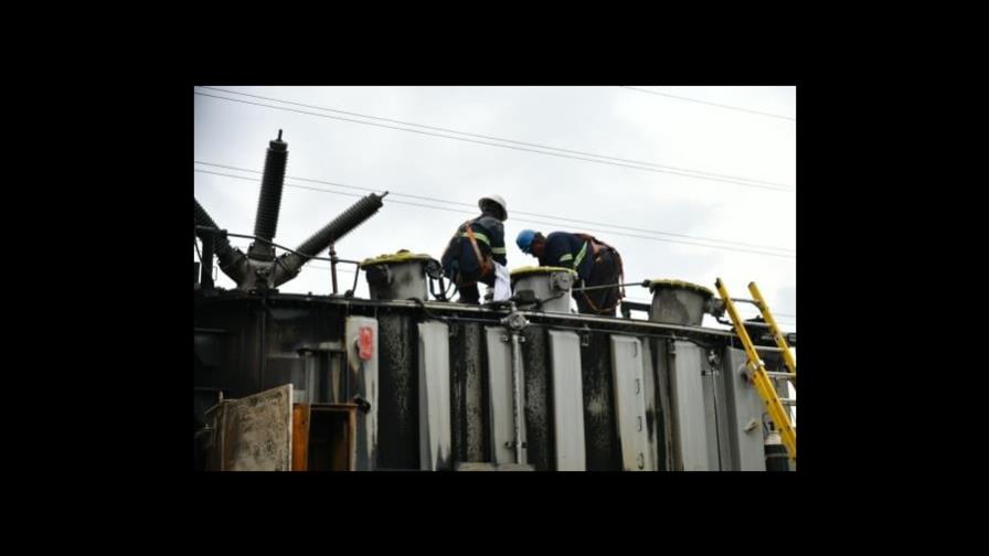 Transformador en subestación de Edeeste ya está en servicio a cinco días del incendio