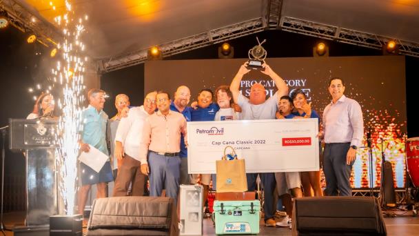 Lancha Reel Tight conquista el Cap Cana Classic 2022 al Marlin Azul